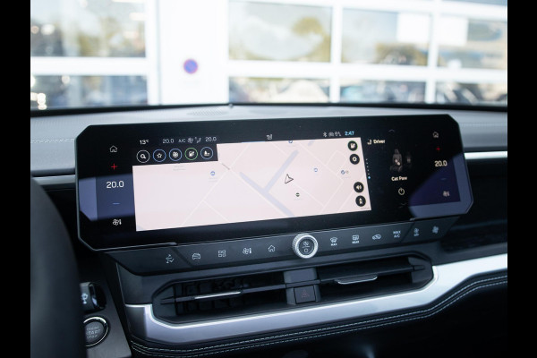 Jeep Compass First Edition 74 kWh | Adapt. Cruise | Camera | Carplay | 20" | Elektr. A-Klep | Navi | Winter Pack | Schuif/Kanteldak | Premium Pack | Conv. Pack | Warmtepomp