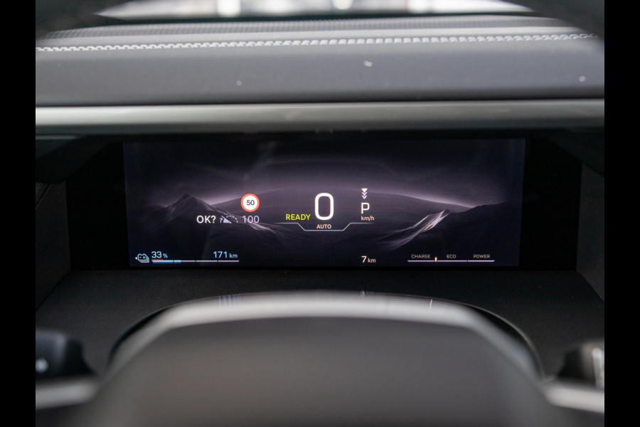 Jeep Compass First Edition 74 kWh | Adapt. Cruise | Camera | Carplay | 20" | Elektr. A-Klep | Navi | Winter Pack | Schuif/Kanteldak | Premium Pack | Conv. Pack | Warmtepomp