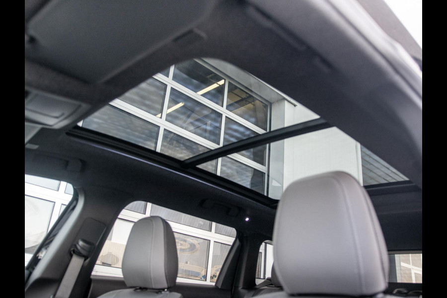 Jeep Compass First Edition 74 kWh | Adapt. Cruise | Camera | Carplay | 20" | Elektr. A-Klep | Navi | Winter Pack | Schuif/Kanteldak | Premium Pack | Conv. Pack | Warmtepomp