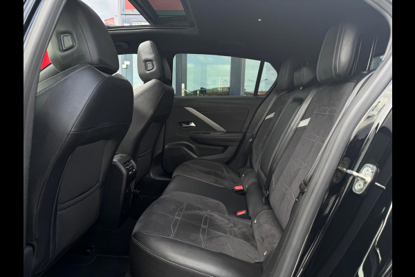 Opel Astra 1.2 Ultimate Vol | Panorama | Memory Seats | LED | Keyless | Head-UP | Adaptive Cruise Control | Camera voor | Carplay|