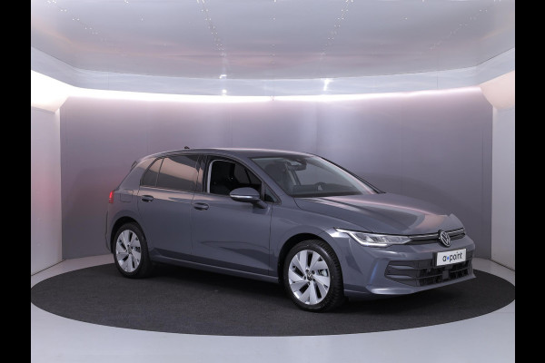 Volkswagen Golf Life Edition 1.5 TSI 85 kW 116 pk | Verlengde garantie | Navigatie via App | Parkeersensoren | Achteruitrijcamera | Autom. airco (3 zones) |