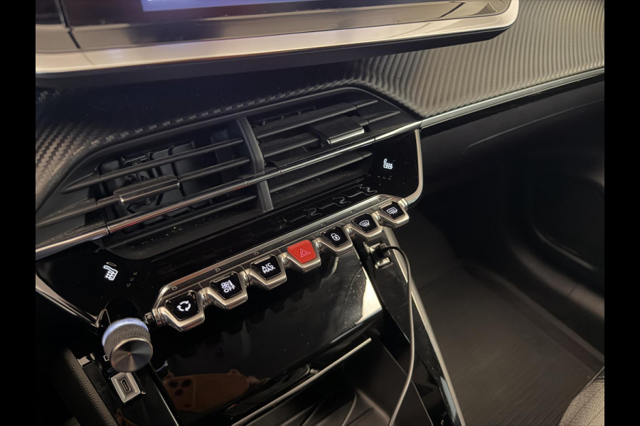 Peugeot 208 1.2 PureTech 100PK Allure Pack | Trekhaak | Adapt. Cruise | 3D Dash. | LED | Incl. garantie