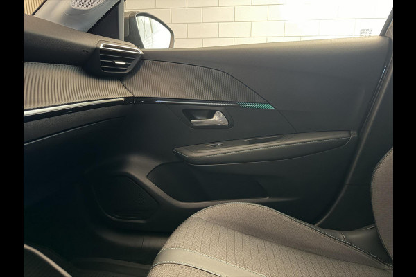 Peugeot 208 1.2 PureTech 100PK Allure Pack | Trekhaak | Adapt. Cruise | 3D Dash. | LED | Incl. garantie