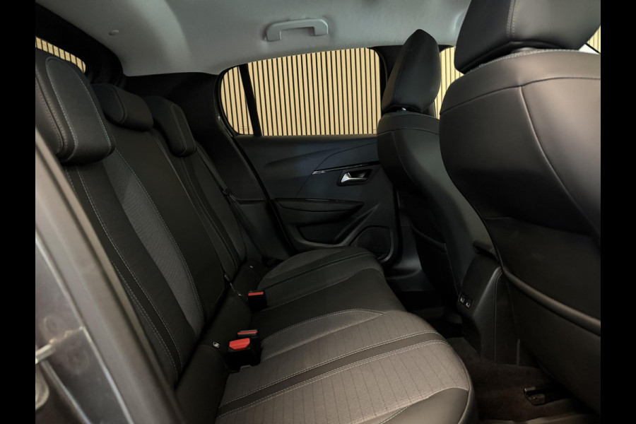 Peugeot 208 1.2 PureTech 100PK Allure Pack | Trekhaak | Adapt. Cruise | 3D Dash. | LED | Incl. garantie