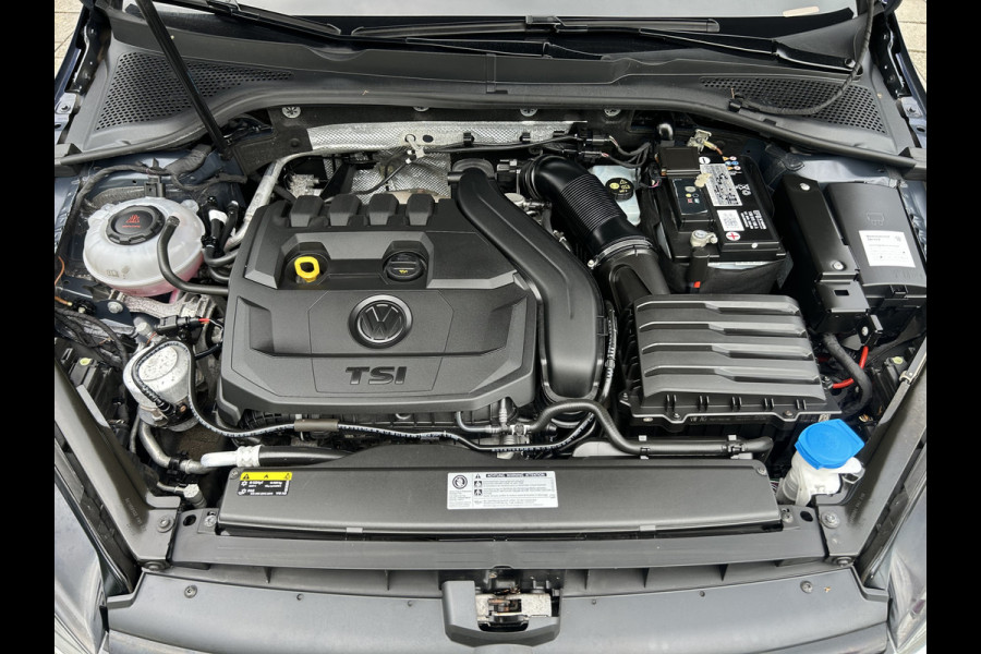 Volkswagen Golf Variant BWJ 2019 | 1.5TSI 131PK Comfortline Bus | TREKHAAK | CLIMA | STOELVERW | NAVI | PDC 2X | CARPLAY |