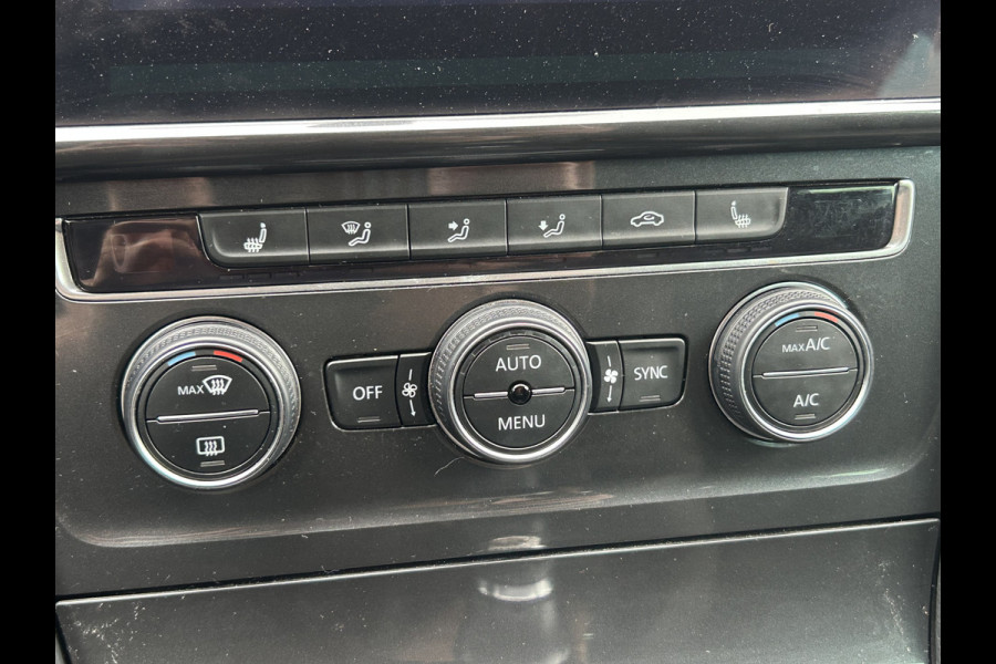 Volkswagen Golf Variant BWJ 2019 | 1.5TSI 131PK Comfortline Bus | TREKHAAK | CLIMA | STOELVERW | NAVI | PDC 2X | CARPLAY |