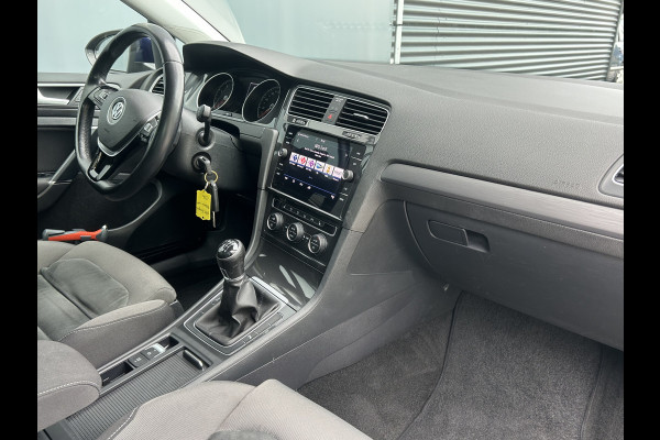 Volkswagen Golf Variant BWJ 2019 | 1.5TSI 131PK Comfortline Bus | TREKHAAK | CLIMA | STOELVERW | NAVI | PDC 2X | CARPLAY |