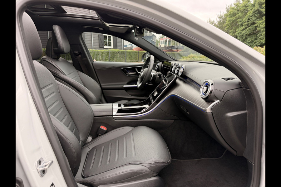 Mercedes-Benz C-Klasse Estate 300e AMG | Panoramaschuifdak | Night | Burmester | Rijassistentiepakket Plus Led-High Performance