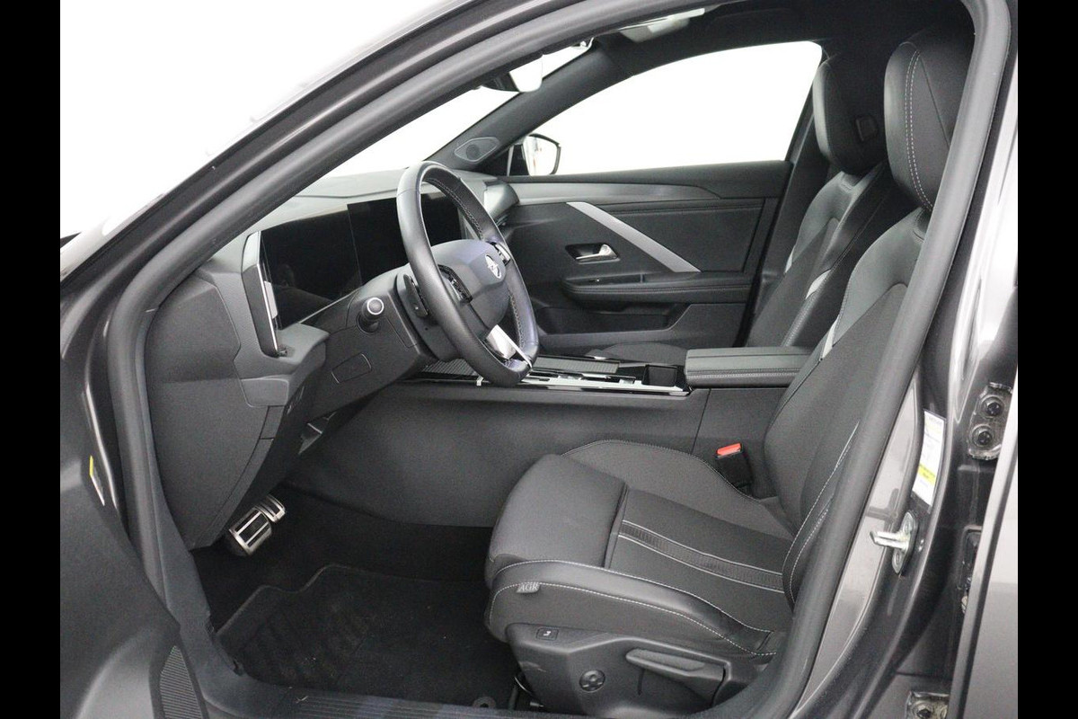 Opel Astra 1.2 Business Edition | SOH 90,8% | 360 Camera | Navigatie | Carplay | Climate control | Stoel & stuurverwarming | Adaptive Cruise control | Bluetooth