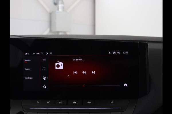 Opel Astra 1.2 Business Edition | SOH 90,8% | 360 Camera | Navigatie | Carplay | Climate control | Stoel & stuurverwarming | Adaptive Cruise control | Bluetooth