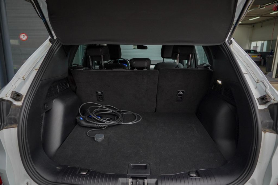 Ford Kuga 2.5 PHEV Titanium / Trekhaakvoorb / All-Season / Incl BTW