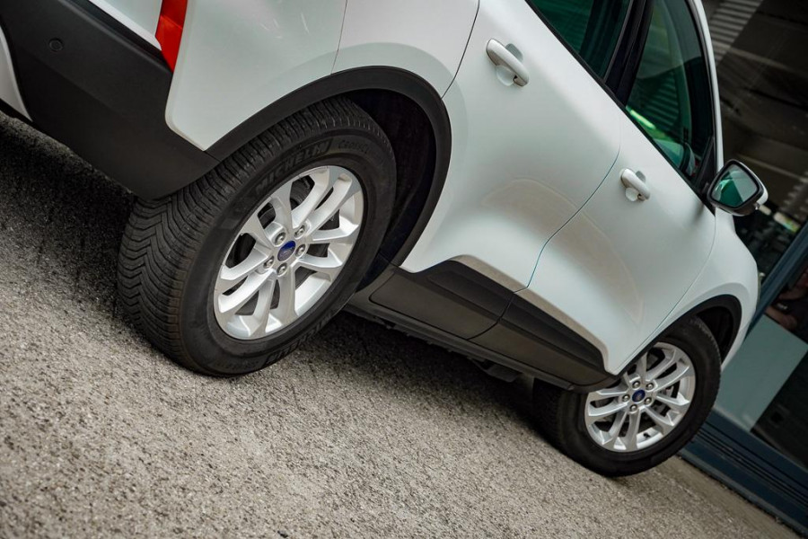 Ford Kuga 2.5 PHEV Titanium / Trekhaakvoorb / All-Season / Incl BTW