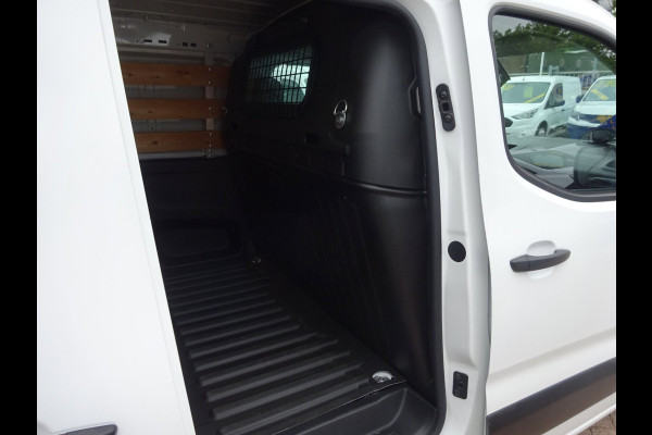 Peugeot Partner 1.2 PureTech Pro BENZINE AIRCO NAVI CRUISE CONTROL PDC SCHUIFDEUR