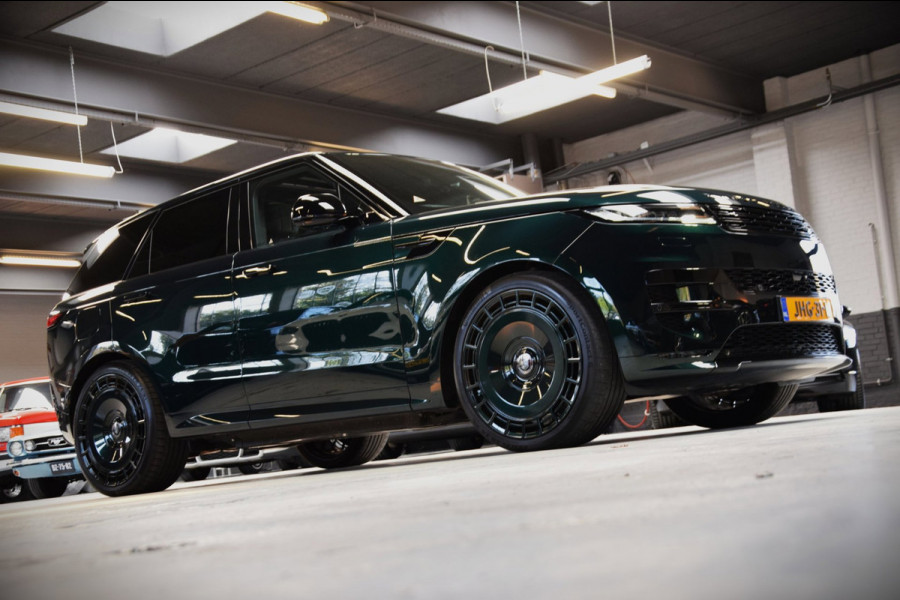 Land Rover Range Rover Sport 3.0 P460e Dynamic HSE PHEV 1e Eig.|Org.NL|Massage|Britisch Racing Green|NP.152.000