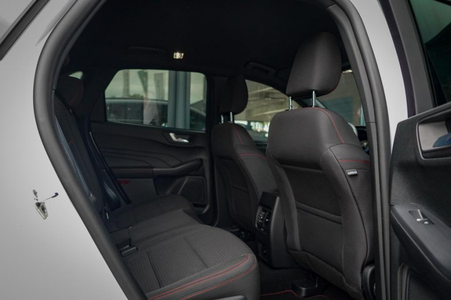 Ford Kuga 2.5 PHEV ST-Line / Elek Klep / Trekhaak / Winter Pack / Incl BTW