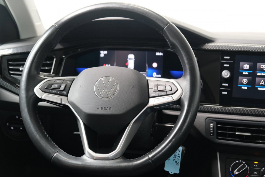 Volkswagen Polo 1.0 TSI Life Automaat - N.A.P. Airco, Cruise, Navi, PDC, Carplay, Virtual display.