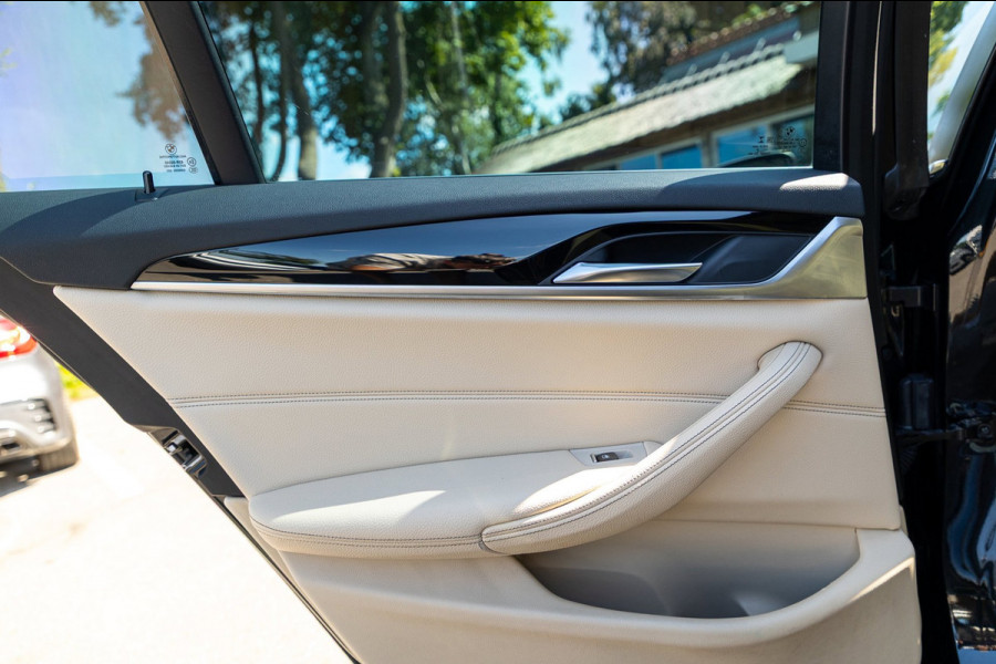 BMW 5 Serie Touring 520i High Executive I Comfort I Hud I Panoramadak I Keurige nette auto