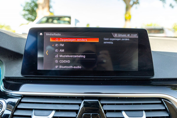 BMW 5 Serie Touring 520i High Executive I Comfort I Hud I Panoramadak I Keurige nette auto