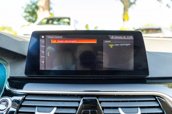BMW 5 Serie Touring 520i High Executive I Comfort I Hud I Panoramadak I Keurige nette auto