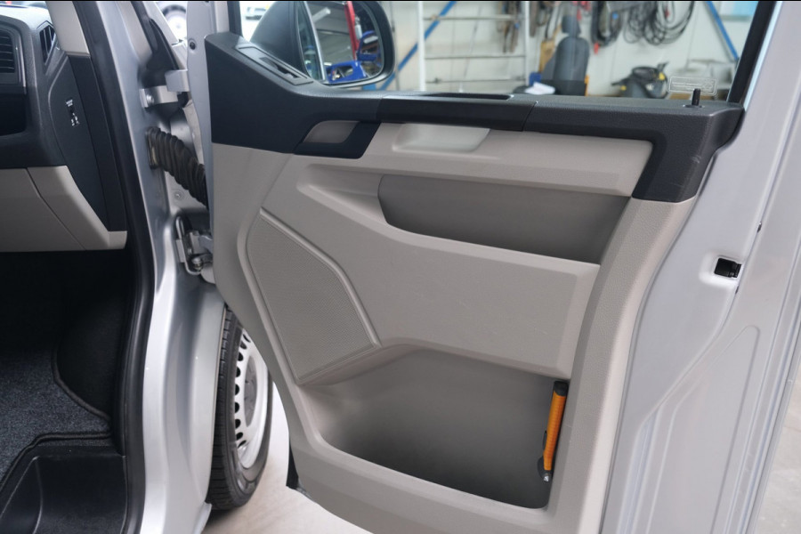 Volkswagen Transporter 2.0 TDI L2H1 Comfortline - N.A.P. Airco, Cruise, Trekhaak.