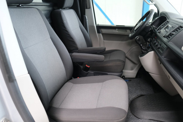 Volkswagen Transporter 2.0 TDI L2H1 Comfortline - N.A.P. Airco, Cruise, Trekhaak.