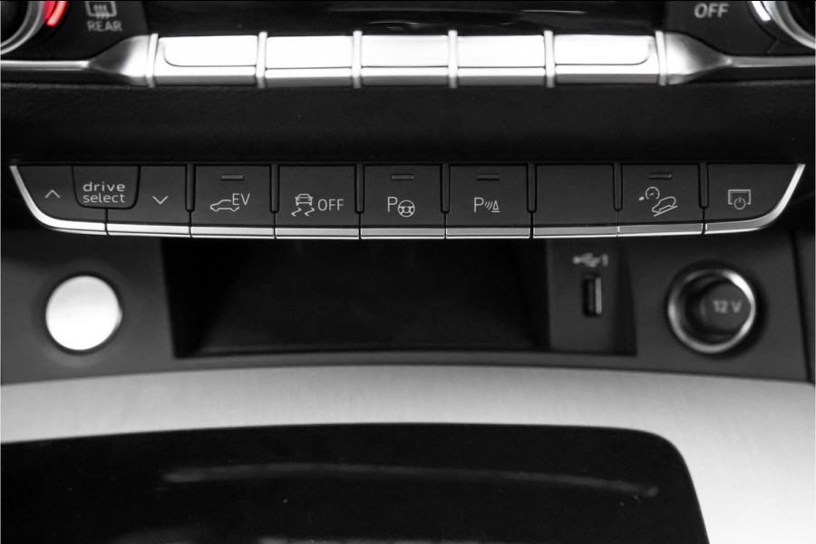 Audi Q5 Sportback 55 TFSI e S-Line Luchtvering ACC B&O Black Pack Trekhaak