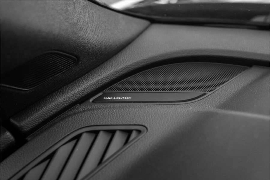 Audi Q5 Sportback 55 TFSI e S-Line Luchtvering ACC B&O Black Pack Trekhaak