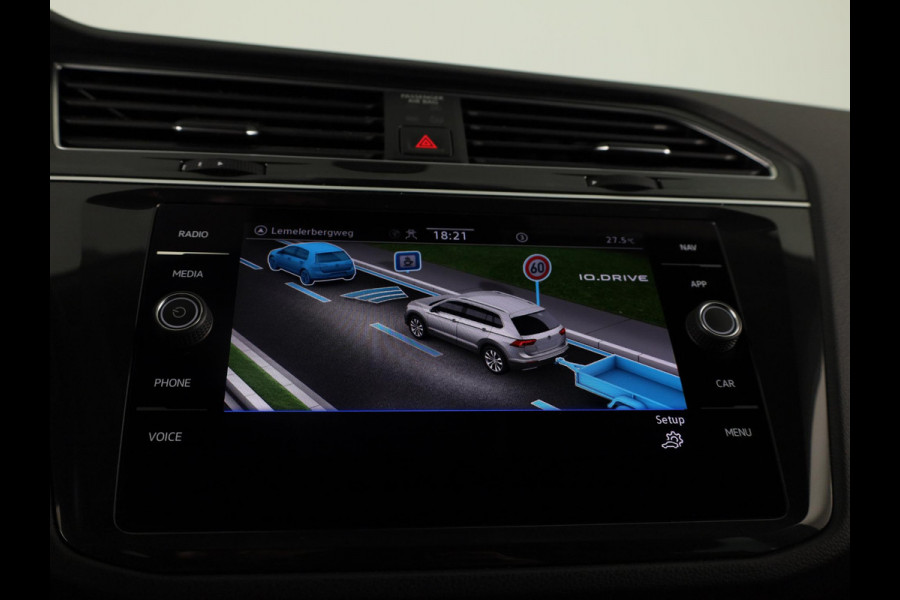 Volkswagen Tiguan 1.5 TSI Life Business 150PK | Automaat (DSG) | Navigatie | Camera | Wegklapbare trekhaak
