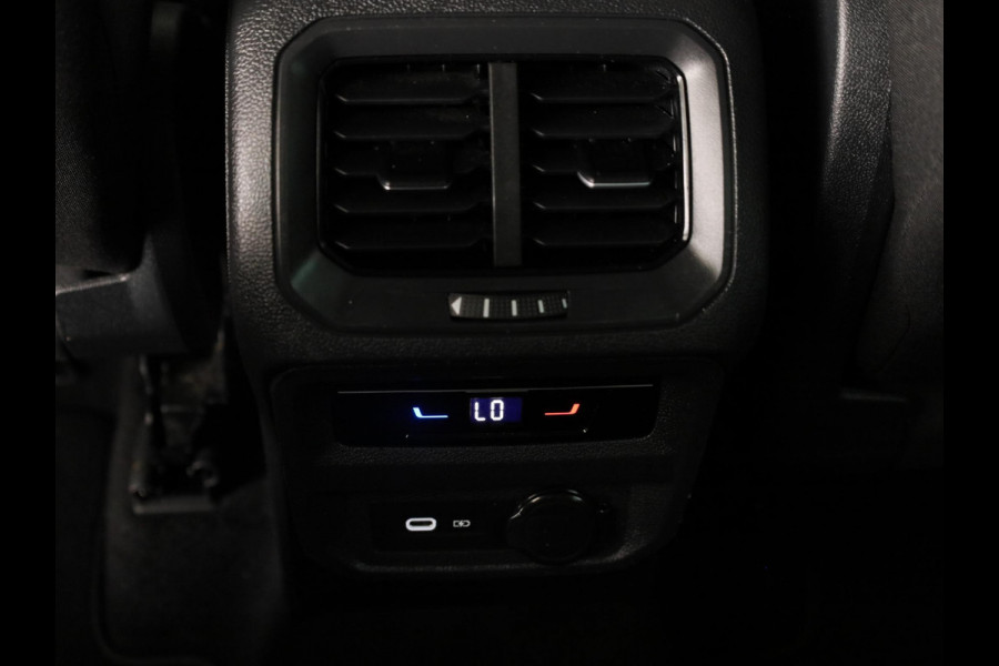Volkswagen Tiguan 1.5 TSI Life Business 150PK | Automaat (DSG) | Navigatie | Camera | Wegklapbare trekhaak