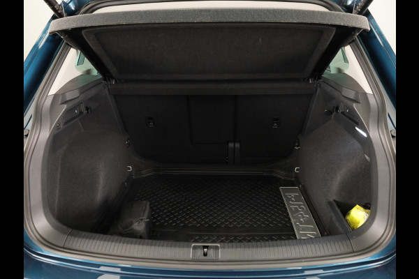 Volkswagen Tiguan 1.5 TSI Life Business 150PK | Automaat (DSG) | Navigatie | Camera | Wegklapbare trekhaak