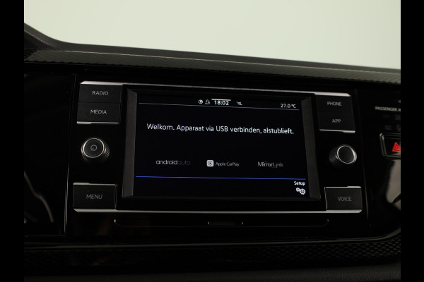 Volkswagen Polo 1.0 TSI Life 95 PK | Navigatie via app | Camera | Extra getint glas