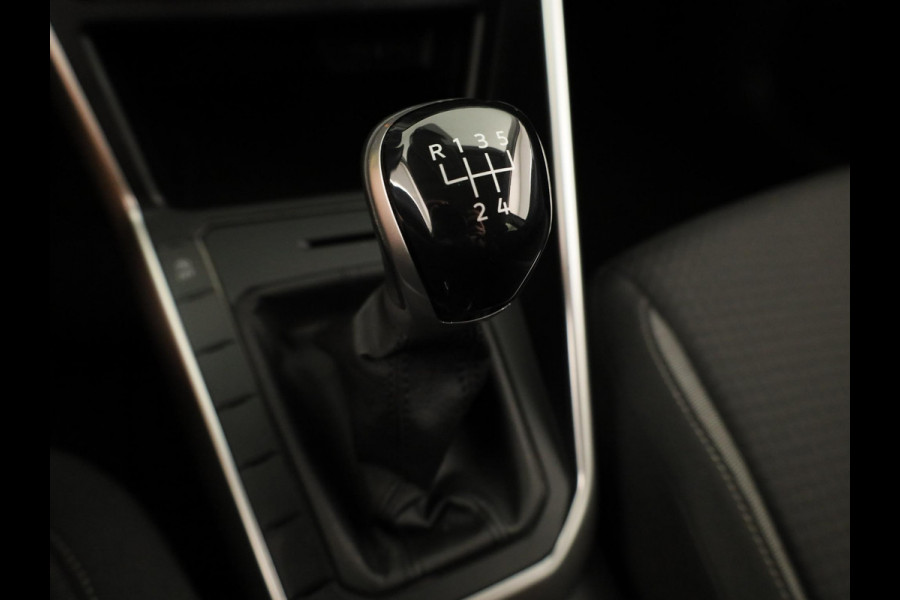 Volkswagen Polo 1.0 TSI Life 95 PK | Navigatie via app | Camera | Extra getint glas