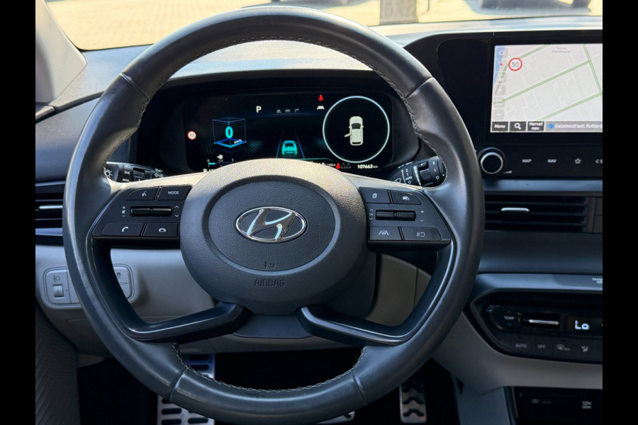 Hyundai Bayon 1.0 T-GDI Premium Creative Mild Hybrid - Automaat I Navigatie / Apple CarPlay I LED I PDC I Dealer onderhouden