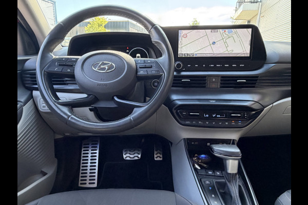 Hyundai Bayon 1.0 T-GDI Premium Creative Mild Hybrid - Automaat I Navigatie / Apple CarPlay I LED I PDC I Dealer onderhouden