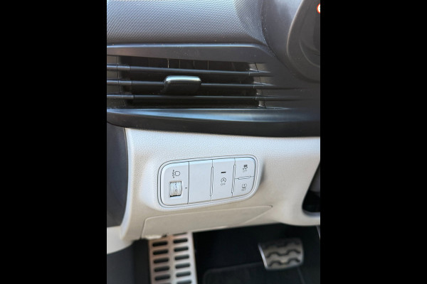 Hyundai Bayon 1.0 T-GDI Premium Creative Mild Hybrid - Automaat I Navigatie / Apple CarPlay I LED I PDC I Dealer onderhouden