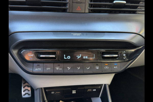Hyundai Bayon 1.0 T-GDI Premium Creative Mild Hybrid - Automaat I Navigatie / Apple CarPlay I LED I PDC I Dealer onderhouden
