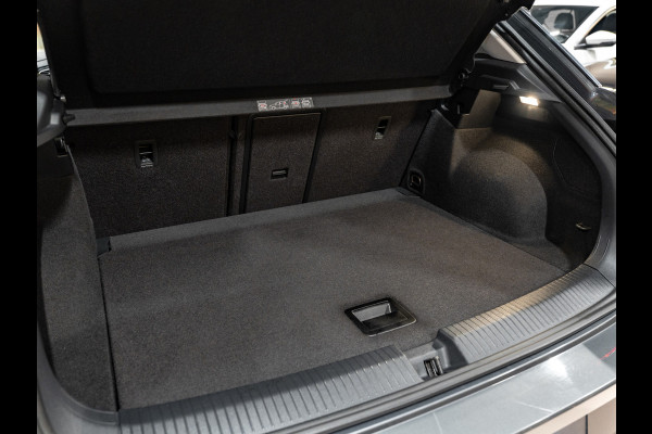 Volkswagen T-Roc 1.5 TSI 150PK DSG Sport, Voll Led, Virtual Cockpit, Apple Carplay, Cam, ACC, Clima, Private Glas, Voll Onderhoud