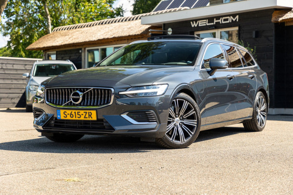 Volvo V60 2.0 T8 Twin Engine AWD I Inscription I Bowers & Wilkens I Panoramadak I Trekhaak I Pilot assist