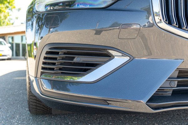 Volvo V60 2.0 T8 Twin Engine AWD I Inscription I Bowers & Wilkens I Panoramadak I Trekhaak I Pilot assist