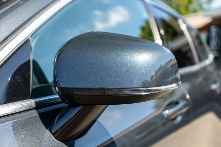 Volvo V60 2.0 T8 Twin Engine AWD I Inscription I Bowers & Wilkens I Panoramadak I Trekhaak I Pilot assist