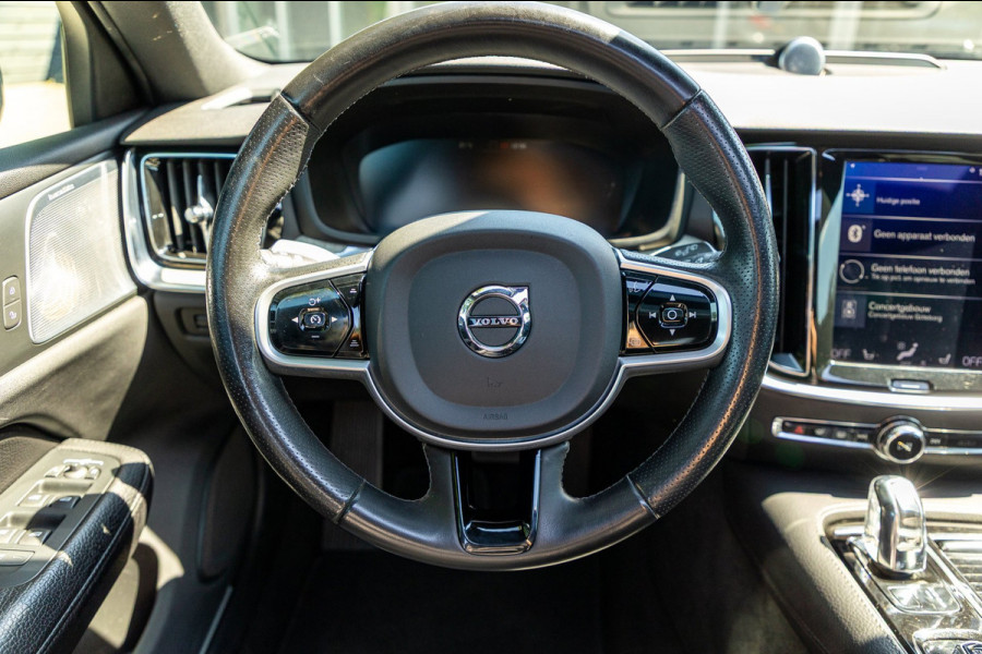 Volvo V60 2.0 T8 Twin Engine AWD I Inscription I Bowers & Wilkens I Panoramadak I Trekhaak I Pilot assist