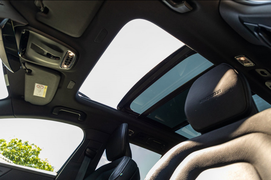 Volvo V60 2.0 T8 Twin Engine AWD I Inscription I Bowers & Wilkens I Panoramadak I Trekhaak I Pilot assist