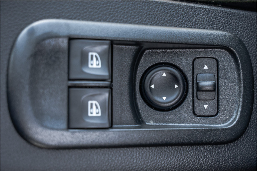 Renault Master 2.3dCi | Bakwagen met Laadklep | LED | Carplay | Camera | Cruise