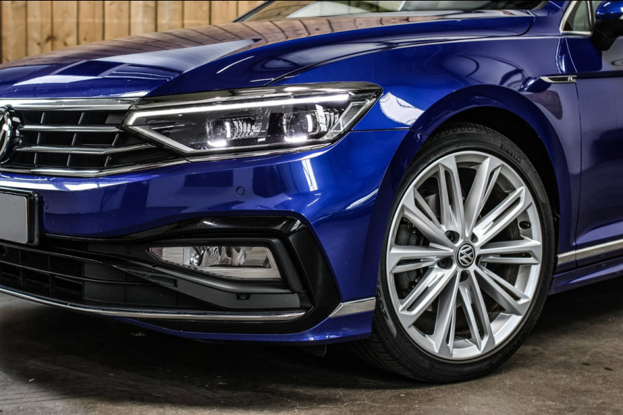 Volkswagen Passat 1.5 TSI R-Line *Pano*Dynaudio*360 Camera*Keyless*Leder*