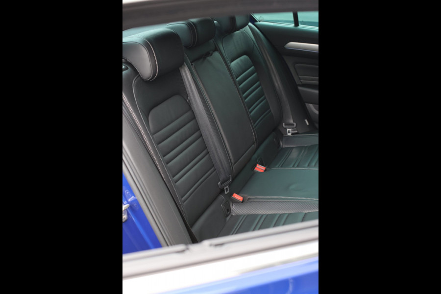 Volkswagen Passat 1.5 TSI R-Line *Pano*Dynaudio*360 Camera*Keyless*Leder*