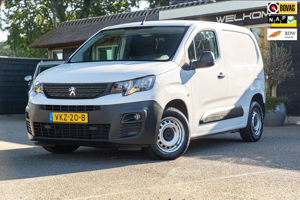 Peugeot Partner 1.2 PureTech Premium I 4 stuks op voorraad