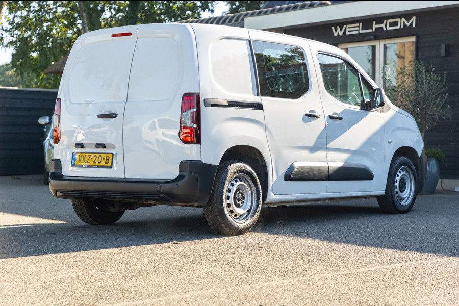 Peugeot Partner 1.2 PureTech Premium I 4 stuks op voorraad