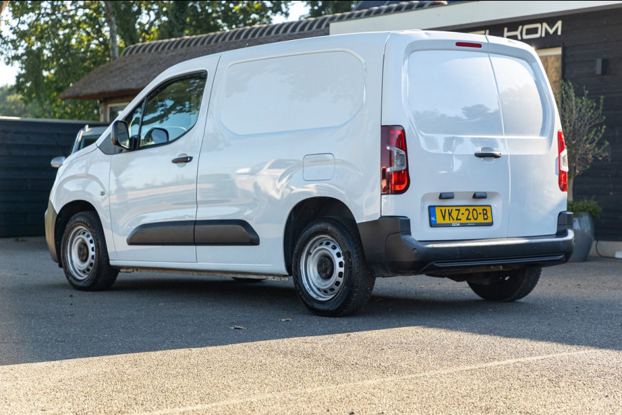 Peugeot Partner 1.2 PureTech Premium I 4 stuks op voorraad