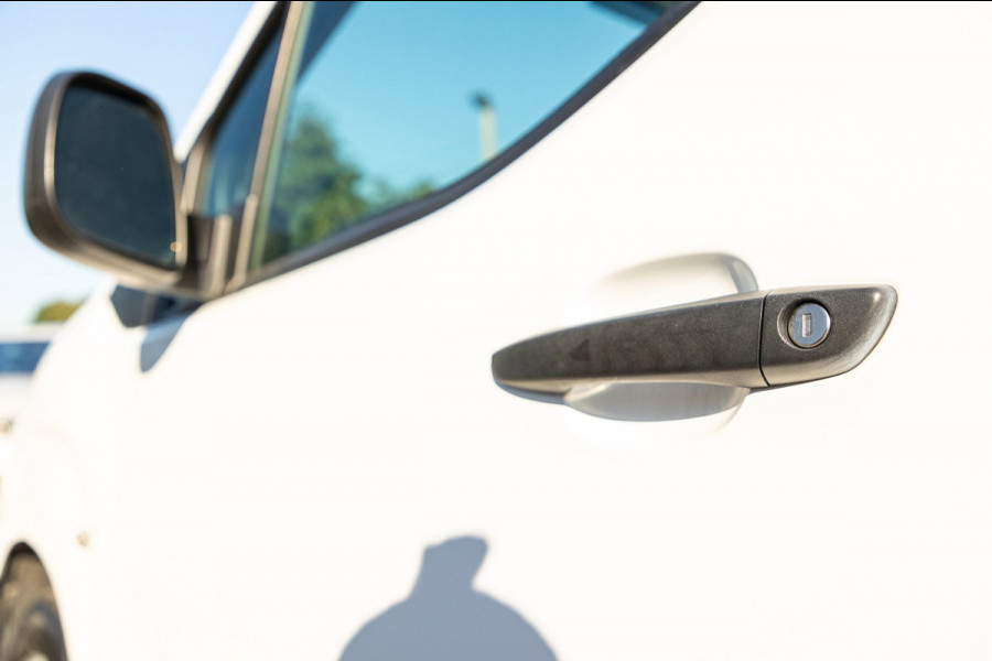 Peugeot Partner 1.2 PureTech Premium I 4 stuks op voorraad