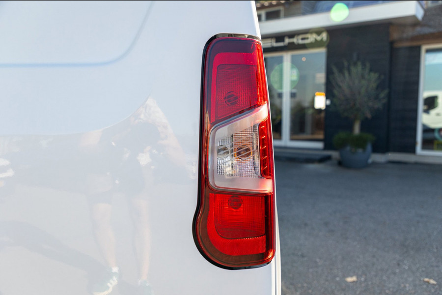 Peugeot Partner 1.2 PureTech Premium I 4 stuks op voorraad